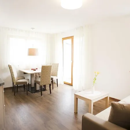 Prünsterhof Apartment Schenna